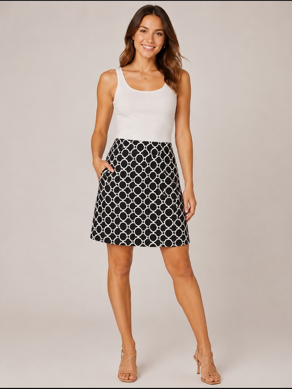 Kasper Size 6 Black and White Geometric A-Line Skirt